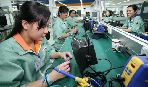 A file photo shows Vietnamese employees working at Pepperl+Fuchs Vietnam, a German firm. Tuoi Tre