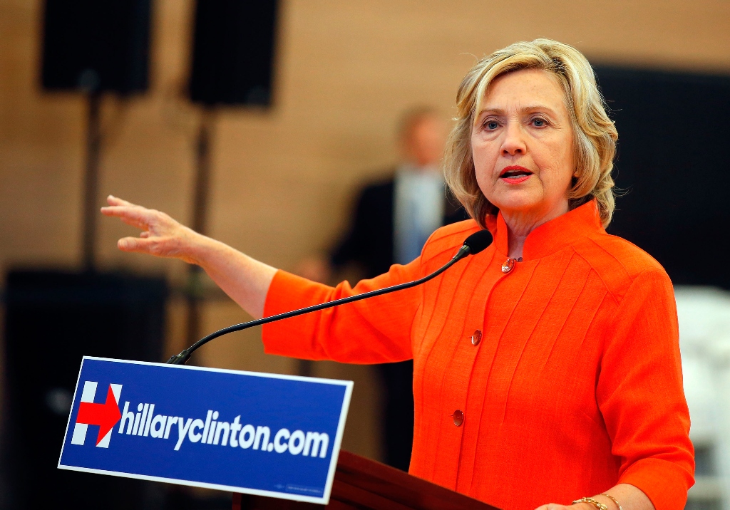 Ứng cử viên Hillary Clinton tại một chiến dịch vận động tranh cử ở Bắc Las Vegas, Nevada, Mỹ ngày 18-8. Ảnh: AFP