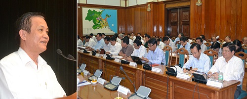 Secretary Tho (left) at the meeting 