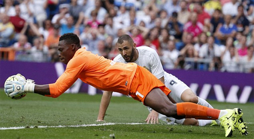 Thủ môn Kameni chơi quá hay là lý do chủ yếu giúp Malaga có điểm.