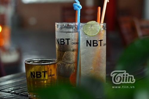 Glasses with NBT printed on them (Source: tiin.vn)