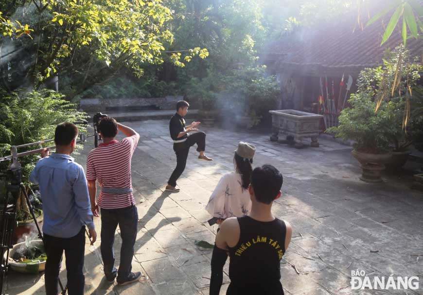 Đoàn làm phim tỏ ý hài lòng khi được làm việc với những người Đà Nẵng hiếu khách giữa một không gian rất thích hợp với phim tài liệu võ thuật.