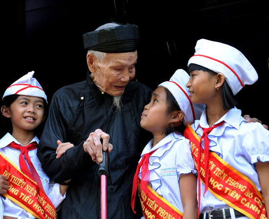 Cụ ông ở Tiên Phước, Quảng Nam.