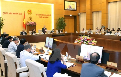 The 13th NA Standing Committee convenes its 42nd session on October 12 (Photo: VNA)