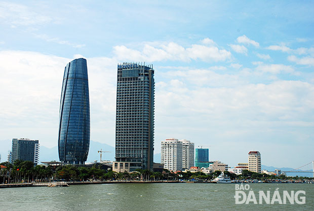 5 năm qua, Đà Nẵng có thêm những bước phát triển mới về đô thị.  			             Ảnh: N.THÀNH
