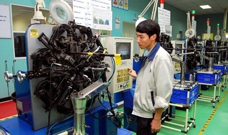 A precision springs production line of Advanex Vietnam Company Ltd in Hai Duong Province. (Photo: VNA)