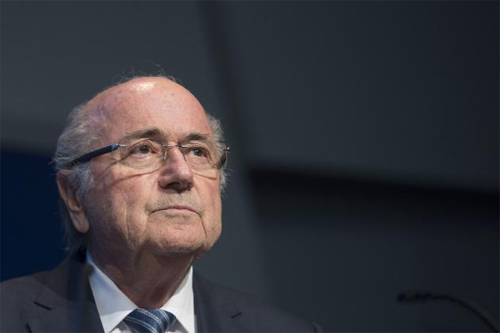 Dưới sự lãnh đạo của Blatter, các cuộc bỏ phiếu chọn quyền đăng cai World Cup luôn gây tranh cãi. Ảnh: Reuters