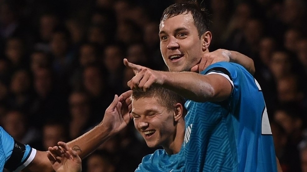 Artem Dzyuba (phải) đóng góp công sức không nhỏ vào thành công của Zenit, cho đên lúc này.