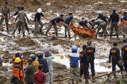 Rescue work after a subsidence in Indonesia. 