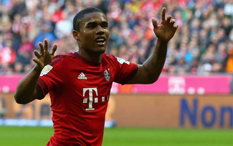 Douglas Costa (Bayern) đứng ở vị trí tiếp theo với 9 đường kiến tạo.