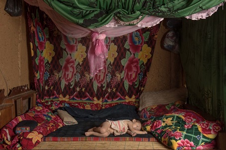 Đứa trẻ đang ngủ - Mohamed Alkaabi