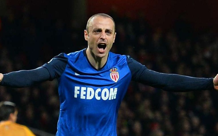 Dimitar Berbatov: Tổng số bàn thắng trong sự nghiệp: 326