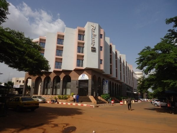 Khách sạn Radisso ở thủ đô Bamako, Mali. (Nguồn: Amichai Stein/Twitter)