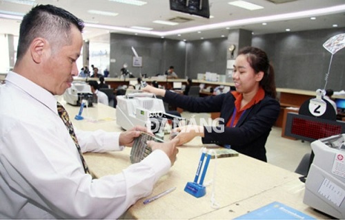  A transaction at the city’s branch of Sacombank