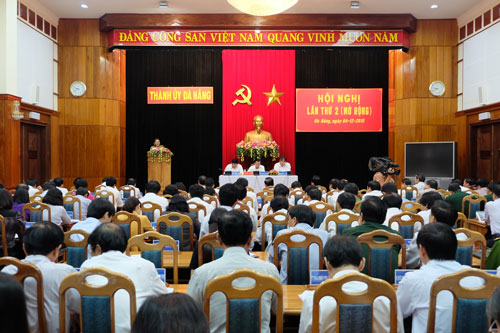 The meeting in progress (Photo: danang.gov.vn)