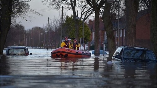 Hundreds of residents in Carlisle have been evacuated by emergency service boats