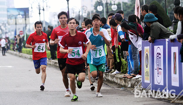 Giải Việt dã - chạy Vũ trang Báo Đà Nẵng đã tác động rất hiệu quả đến phong trào rèn luyện thân thể của quần chúng.