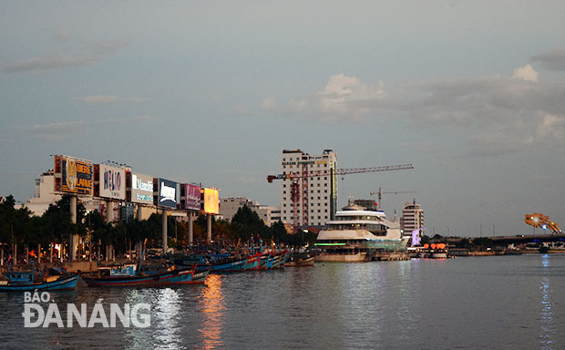 Kiến trúc hai bờ sông Hàn cần lấy mục tiêu phục vụ lợi ích cộng đồng làm trọng tâm.