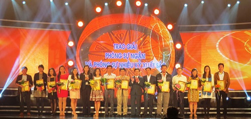 Some prize winners at the 35th National Television Festival