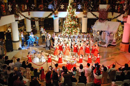 Celebrating Christmas at the Furama Resort Danang (Photo: Internet)