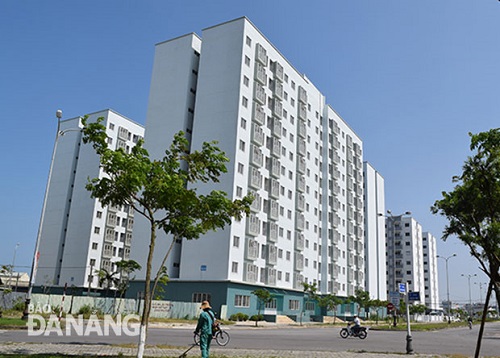 The T1 and T2 apartment blocks in Son Tra District