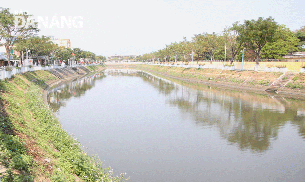 Sông Phú Lộc được trả lại cảnh quan, môi trường vào trưa 12-2.