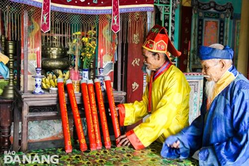 Local senior citizens in traditional costume 