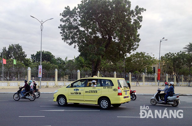 Giá cước taxi trên địa bàn thành phố sẽ giảm 700 đồng/km.