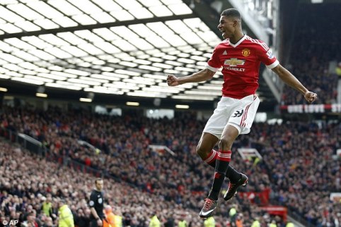 Marcus Rashford đã gây bất ngờ cho HLV Wenger