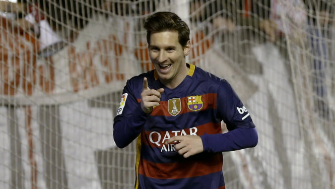 Messi ăn mừng bàn thắng vào lưới Rayo Vallecano. Ảnh: Reuters