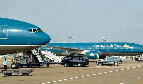 Vietnam Airlines aircraft are seen in this file photo. Tuoi Tre