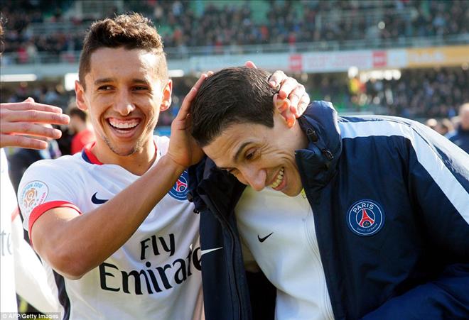 Marquinhos và Angel Di Maria ăn mừng chức vô địch