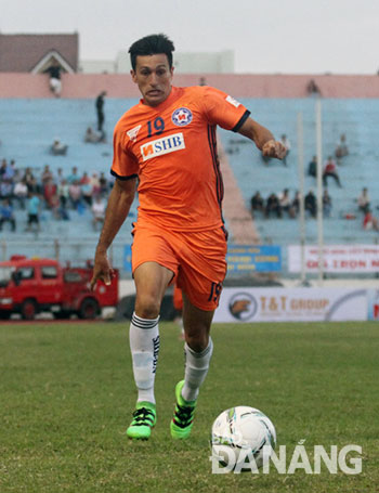 SHB’s striker Merlo with the ball