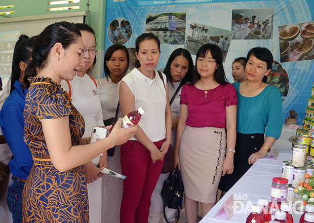 Tổ chức sinh viên tham gia nghiên cứu khoa học là cách thôi thúc tính sáng tạo của sinh viên khi còn trên giảng đường. Ảnh: Thanh Tình