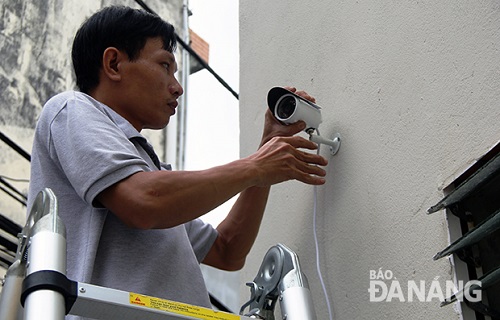 A security camera being installed in Xuan Ha Ward 