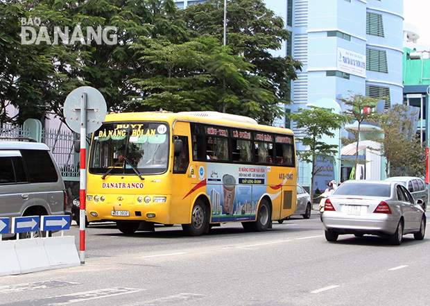  Tuyến xe buýt Đà Nẵng - Hội An thường bị phản ánh thu tiền cước cao, nhất là đối với khách nước ngoài.