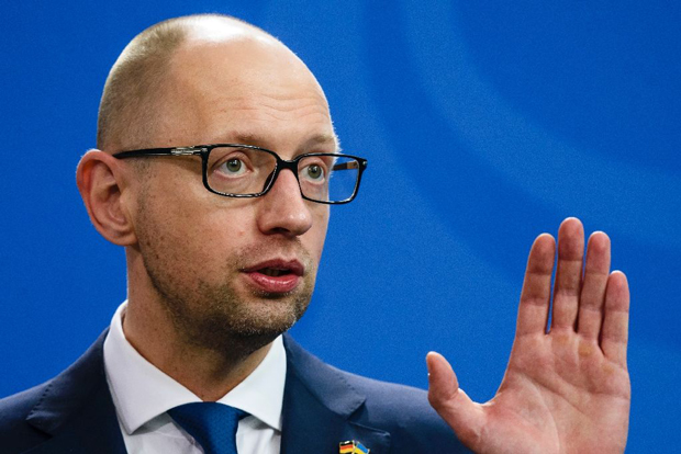 Ông Arseniy Yatsenyuk đã tuyên bố từ chức Thủ tướng, mở đường cho một chính phủ cải cách mới.  Ảnh: AFP