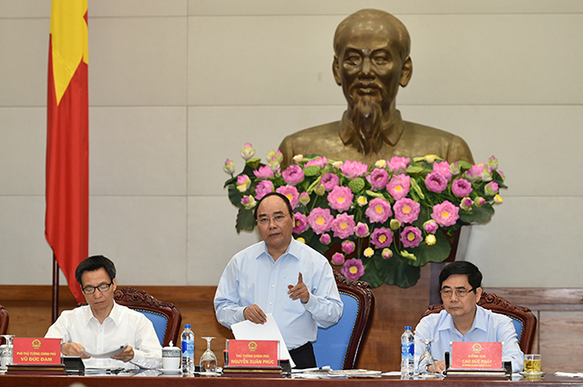 Thủ tướng Nguyễn Xuân Phúc phát biểu khai mạc hội nghị. Ảnh: VGP/Quang Hiếu