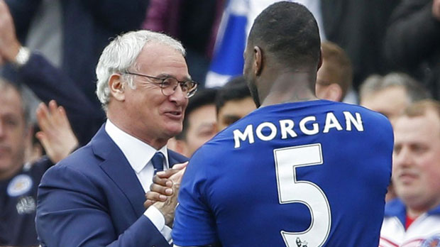 HLV Claudio Ranieri với đội trưởng Morgan.