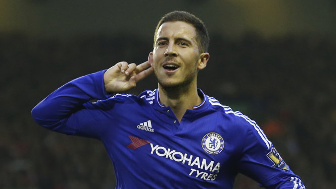 Niềm vui của Hazard sau khi mở tỉ số cho Chelsea. Ảnh: Reuters