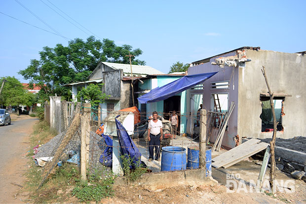 Nhà bà Thực, giải tỏa đất và một phần nhà ở, thế nhưng trong bảng áp giá có đến 41,7m2 đất trồng cây lâu năm.