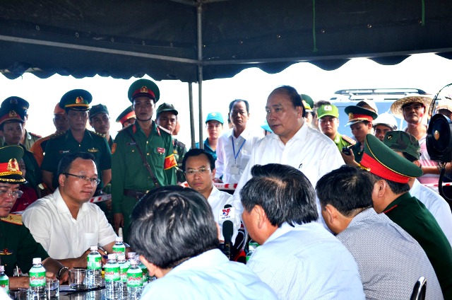 Thủ tướng Chính phủ đánh giá cao công tác chỉ đạo tìm kiếm cứu  nạn của Đà Nẵng.JPG