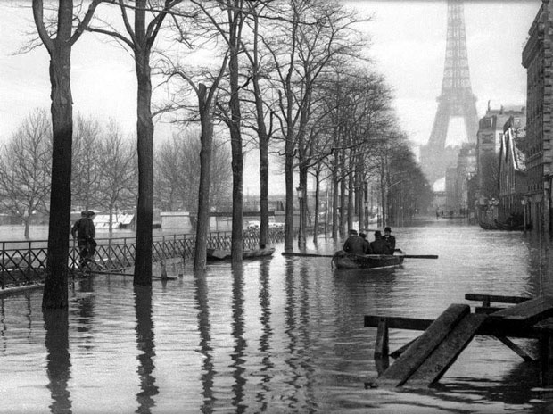 Lũ lụt năm 1910 ở Paris.