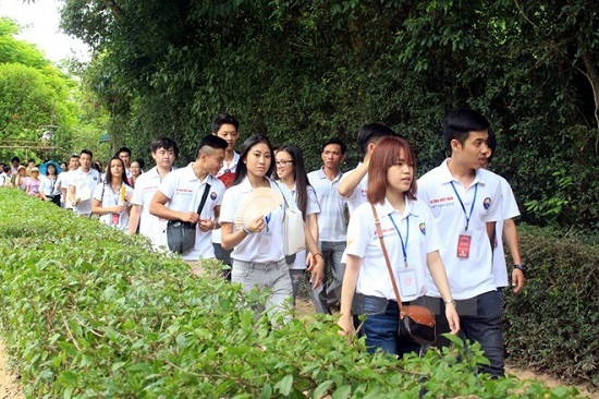 Young Vietnamese expatriates at the summer ​camp in 2015 (Photo: VNA)