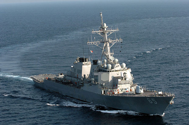 Tàu khu trục mang tên lửa dẫn đường USS Benfold sẽ diễn tập chung với hạm đội phương Bắc của Trung Quốc.   Ảnh: navaltoday.com