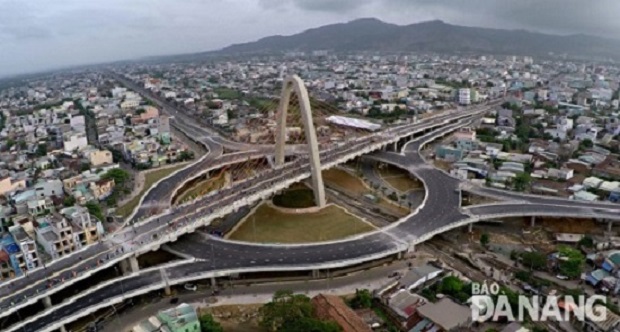 The Hue T-junction overpass