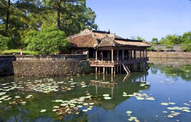 The tomb of King Tu Duc is located in Hue city (Source: dulichhue.com)