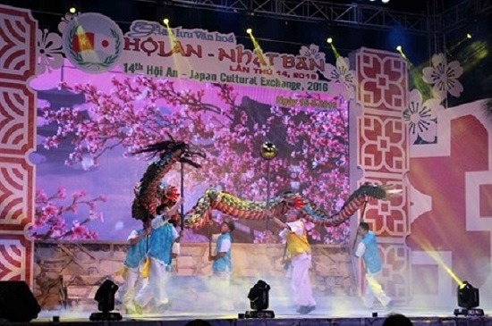 An art performance at the event (Photo: VNA)