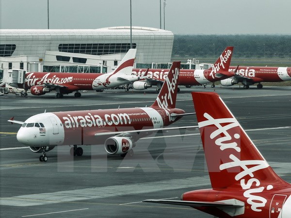 Máy bay của hãng hàng không AirAsia tại sân bay Kuala Lumpur, Malaysia ngày 1/7. (Nguồn: EPA/TTXVN)