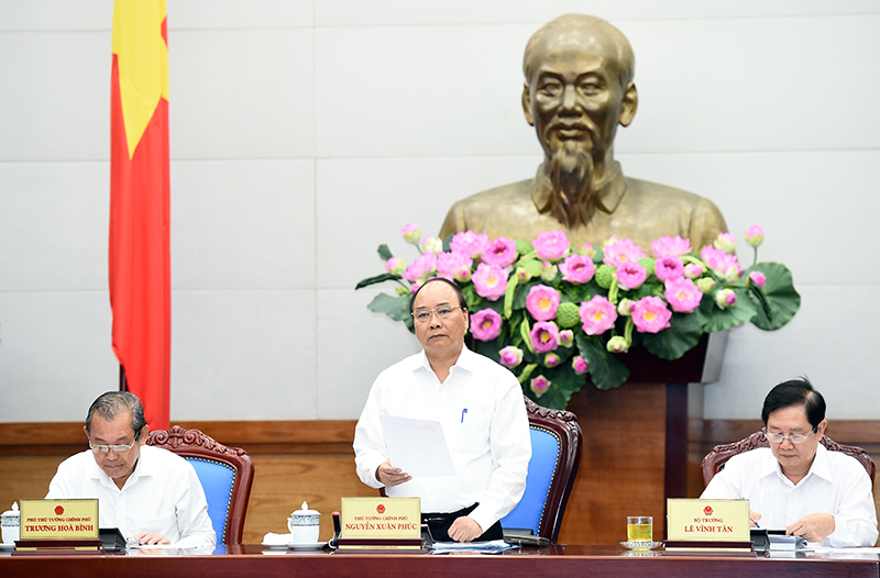 Thủ tướng Nguyễn Xuân Phúc chủ trì hội nghị trực tuyến toàn quốc về công tác cải cách hành chính tuần trước.